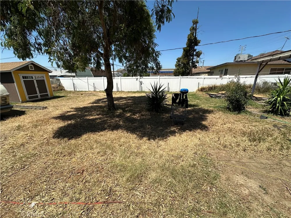 10396 Mountain View Loma Linda, CA 92354