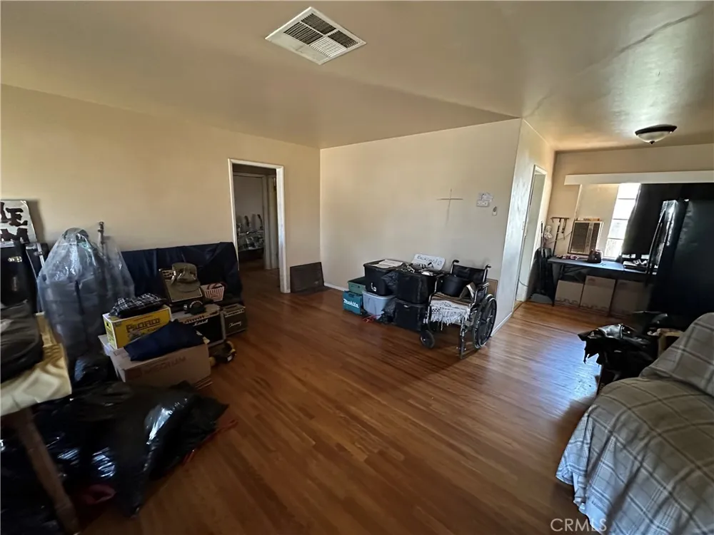 10396 Mountain View Loma Linda, CA 92354