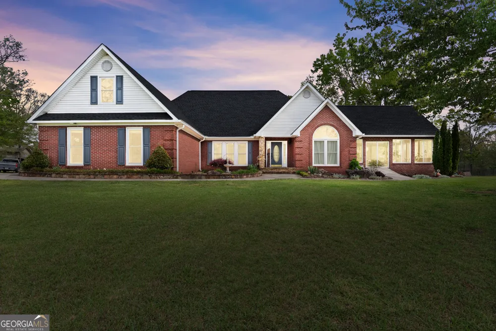 4841 Cobb Griffin RD Gillsville, GA 30543