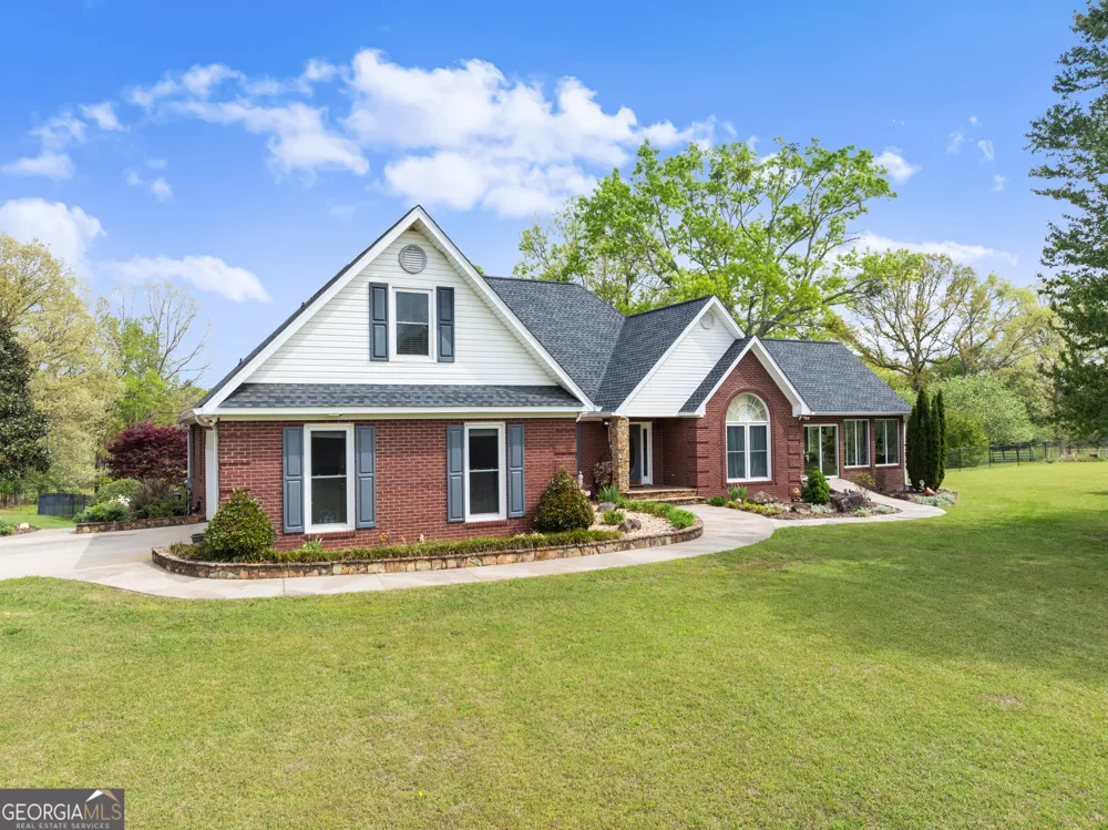 4841 Cobb Griffin RD Gillsville, GA 30543