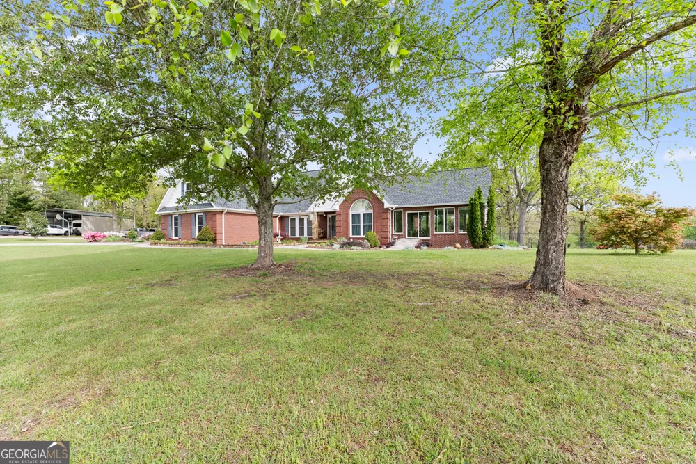 4841 Cobb Griffin RD Gillsville, GA 30543