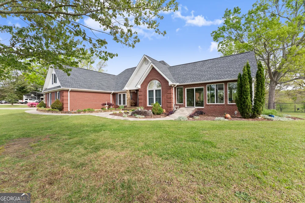 4841 Cobb Griffin RD Gillsville, GA 30543