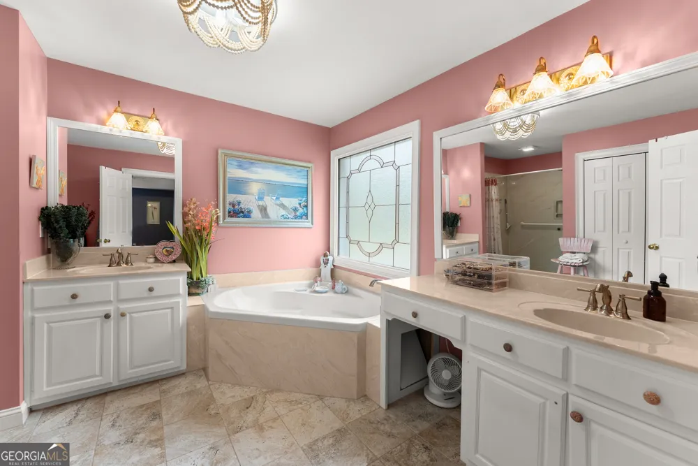 4841 Cobb Griffin RD Gillsville, GA 30543