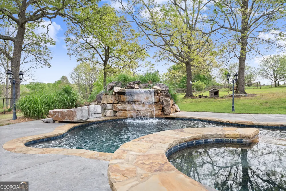 4841 Cobb Griffin RD Gillsville, GA 30543