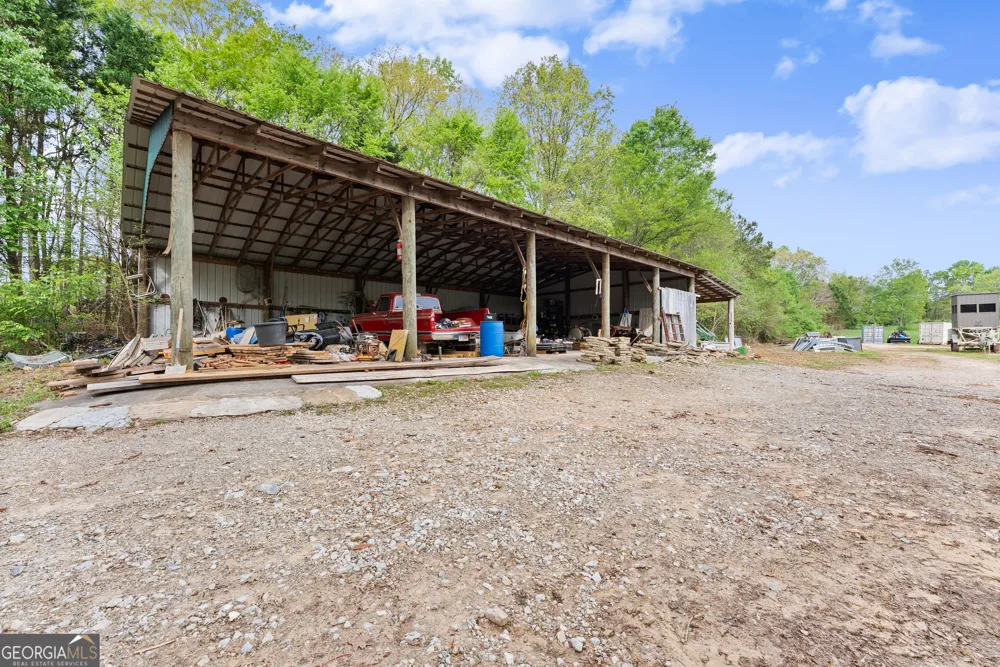 4841 Cobb Griffin RD Gillsville, GA 30543