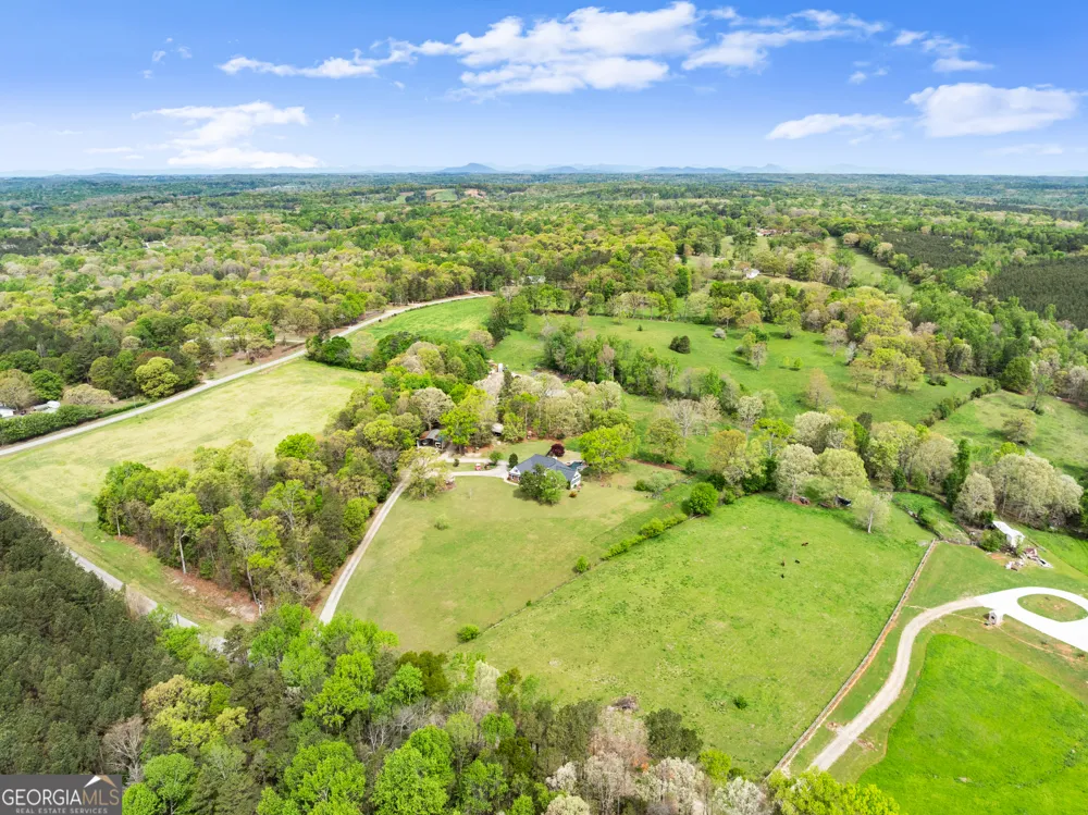 4841 Cobb Griffin RD Gillsville, GA 30543