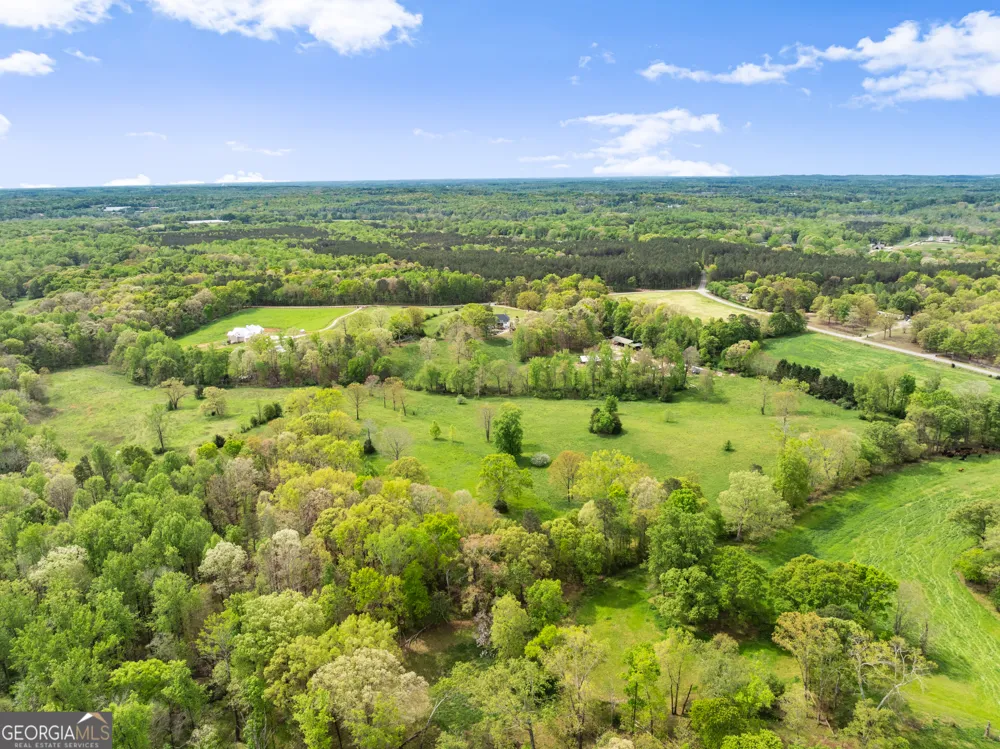 4841 Cobb Griffin RD Gillsville, GA 30543