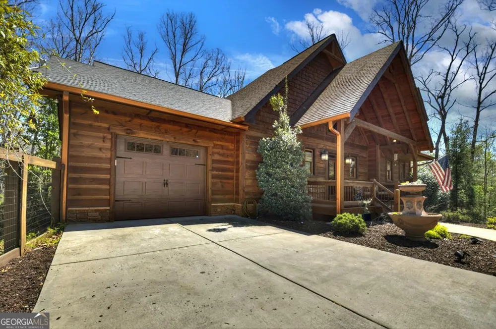 366 Shepherds WAY Morganton, GA 30560