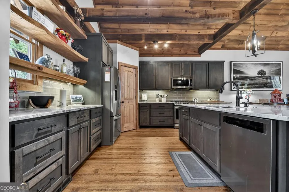 366 Shepherds WAY Morganton, GA 30560