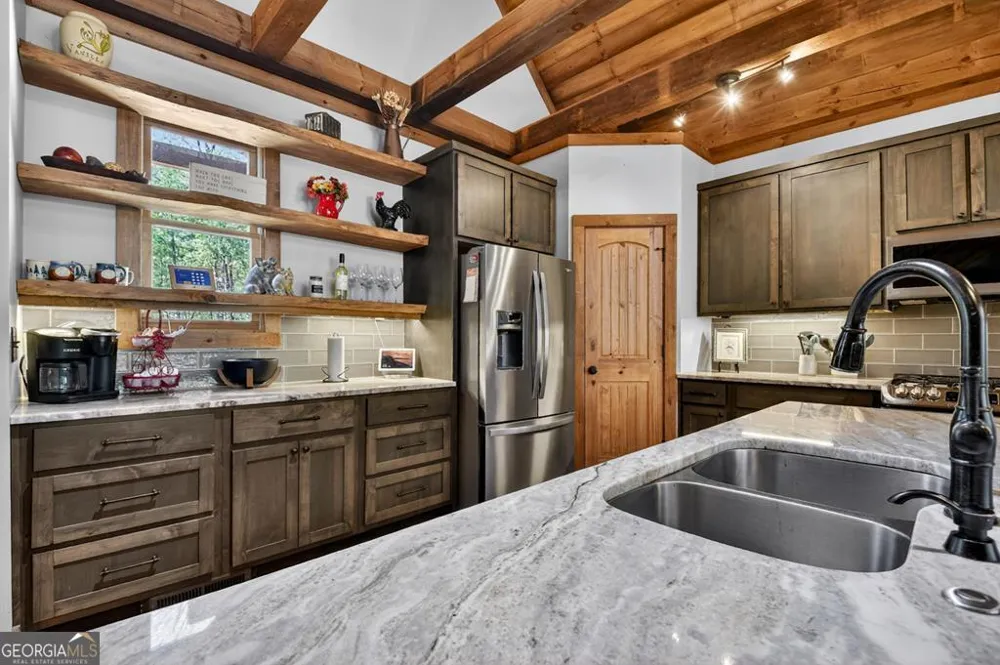 366 Shepherds WAY Morganton, GA 30560
