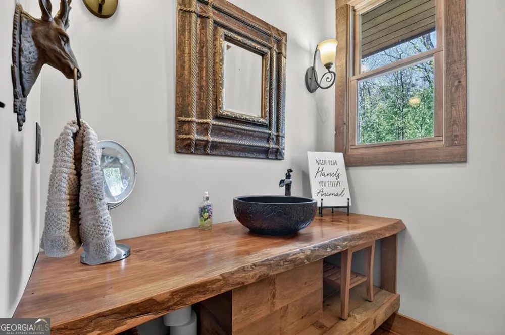 366 Shepherds WAY Morganton, GA 30560