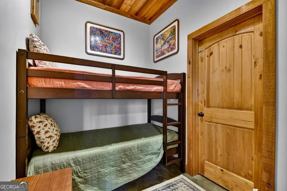 366 Shepherds WAY Morganton, GA 30560