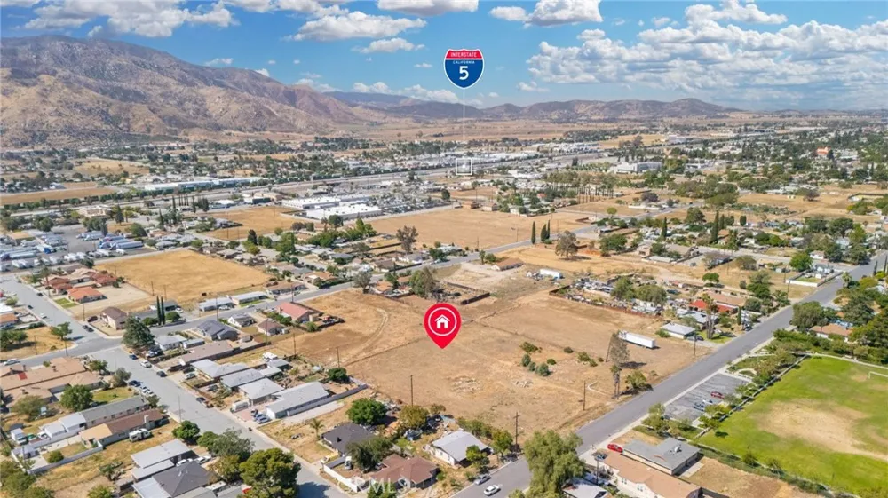 1130 E George Banning, CA 92220