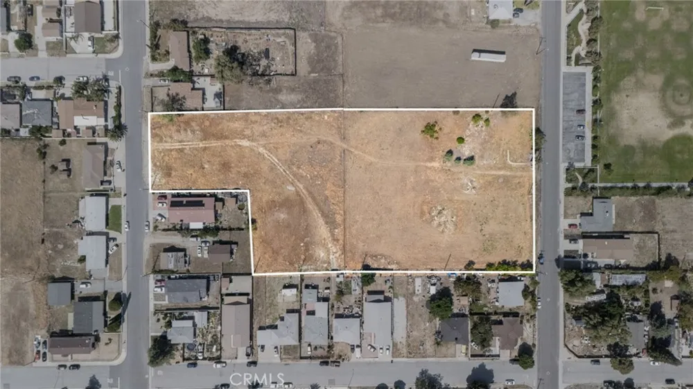 1130 E George Banning, CA 92220