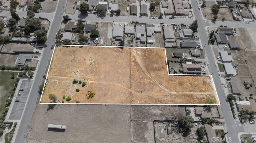 1130 E George Banning, CA 92220