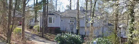 3666 Lakewood CT