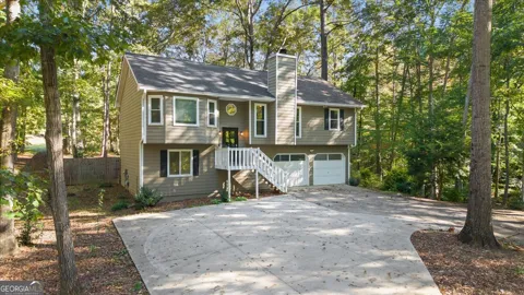 1528 Oakleaf DR