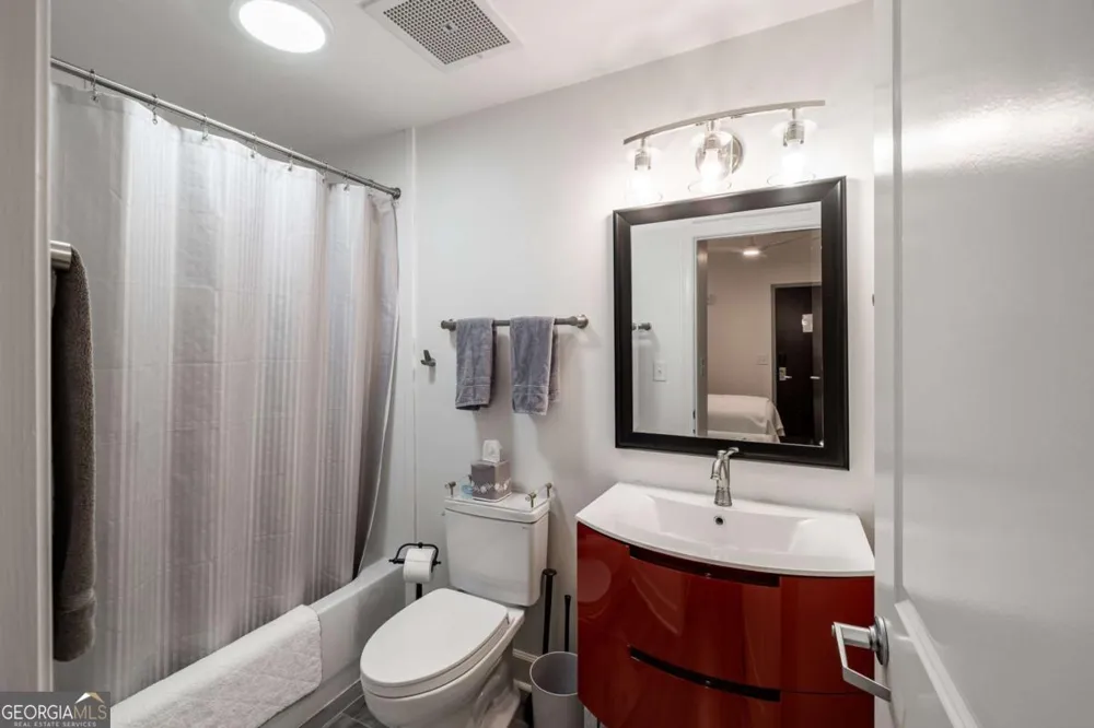 250 Broad ST Athens, GA 30601