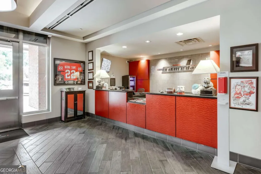 250 Broad ST Athens, GA 30601