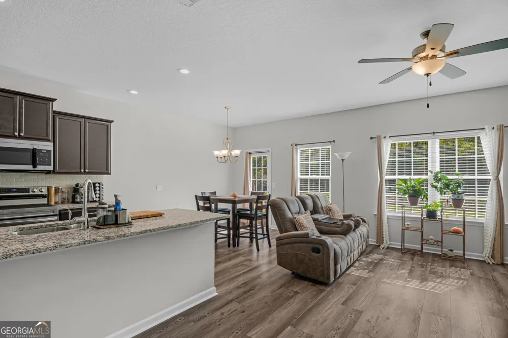 286 Joann Lewis LN Hinesville, GA 31313