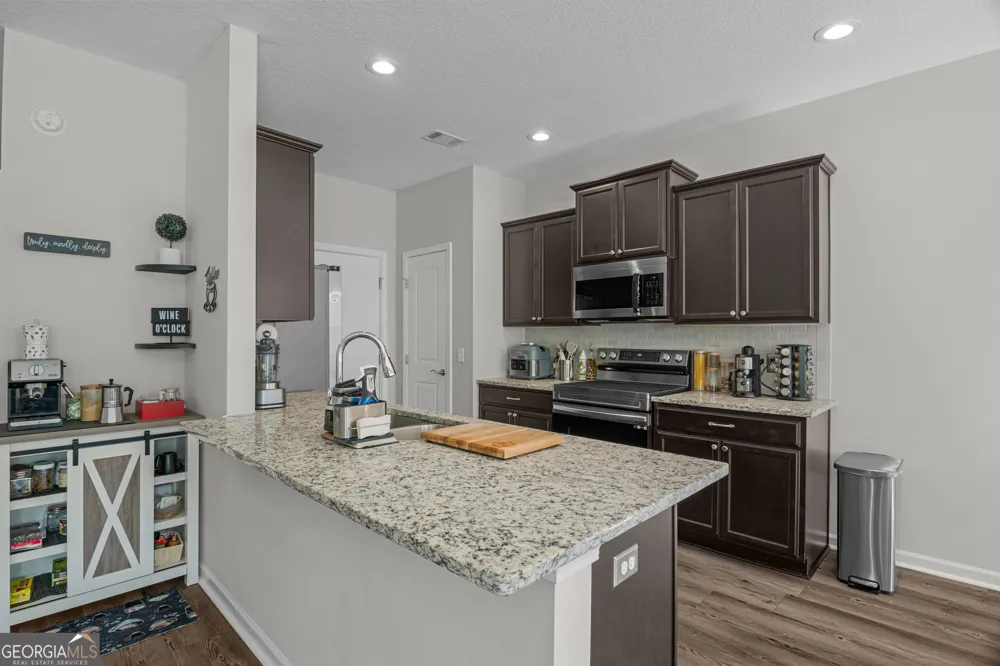 286 Joann Lewis LN Hinesville, GA 31313