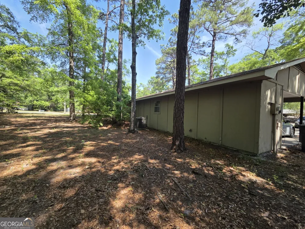 219 Surrey RD Hinesville, GA 31313