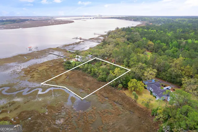 180 Turtle River LN Brunswick, GA 31523