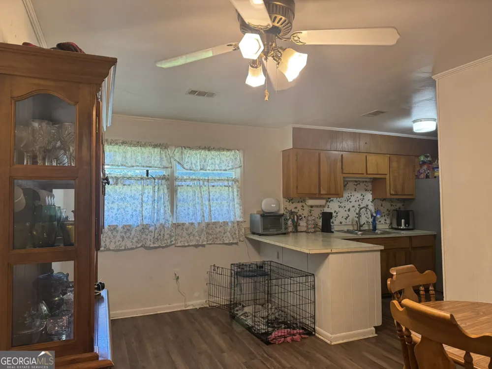 1032 Elberta RD Warner Robins, GA 31093