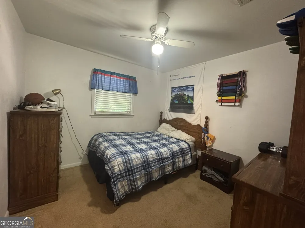 1032 Elberta RD Warner Robins, GA 31093