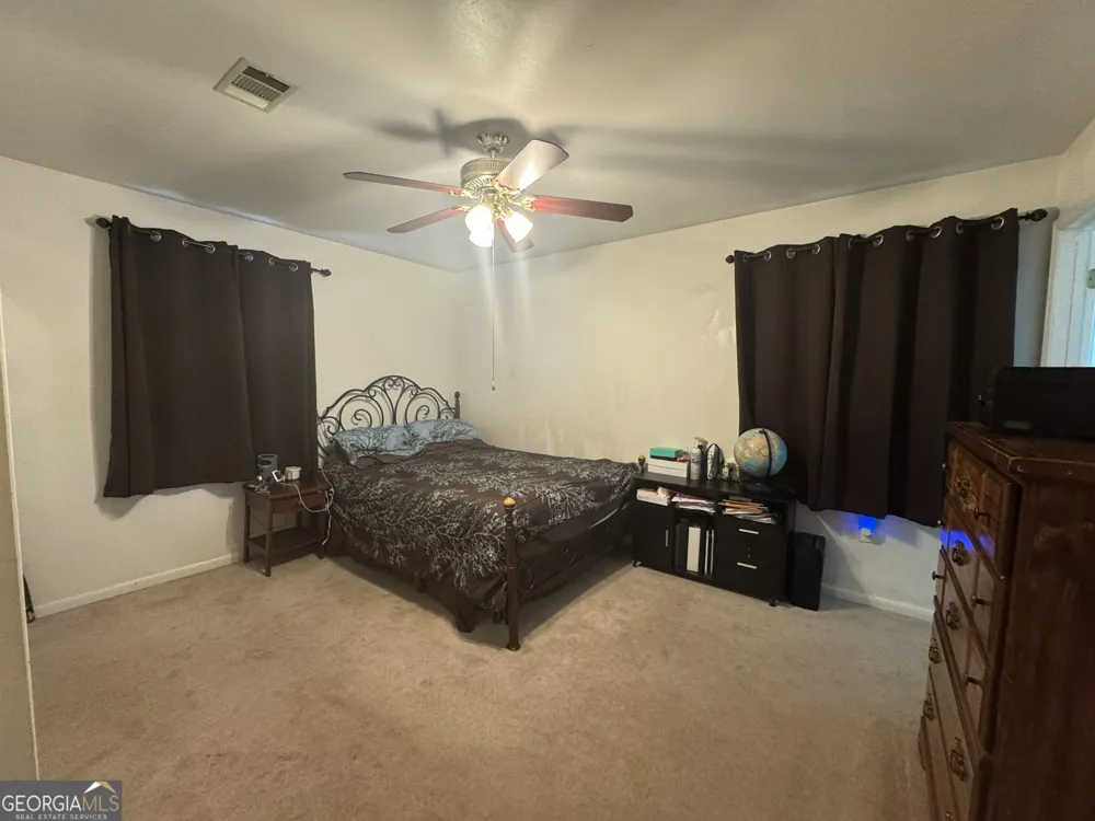 1032 Elberta RD Warner Robins, GA 31093