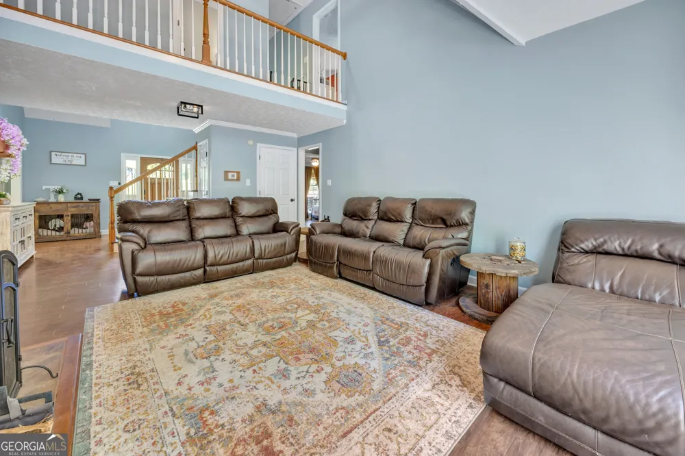 115 Crestview LN Newborn, GA 30056