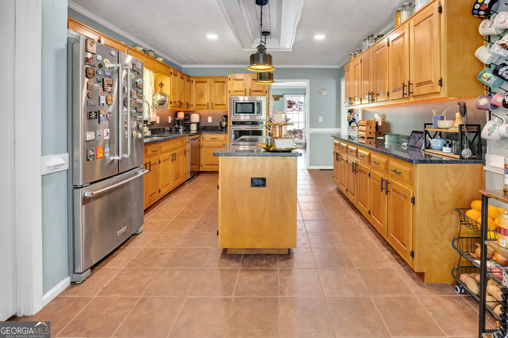 115 Crestview LN Newborn, GA 30056