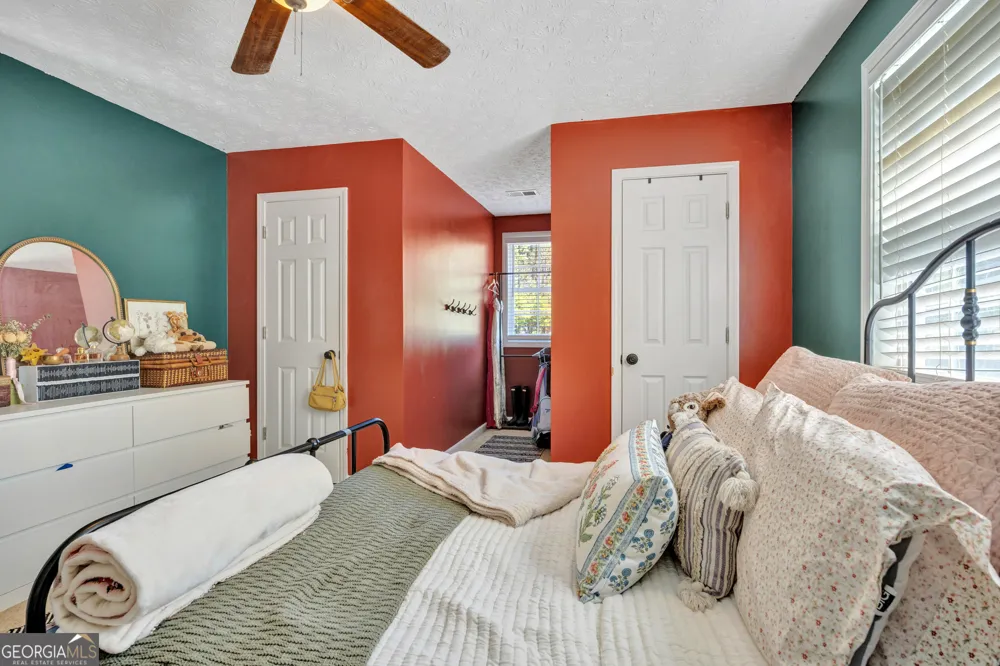 115 Crestview LN Newborn, GA 30056