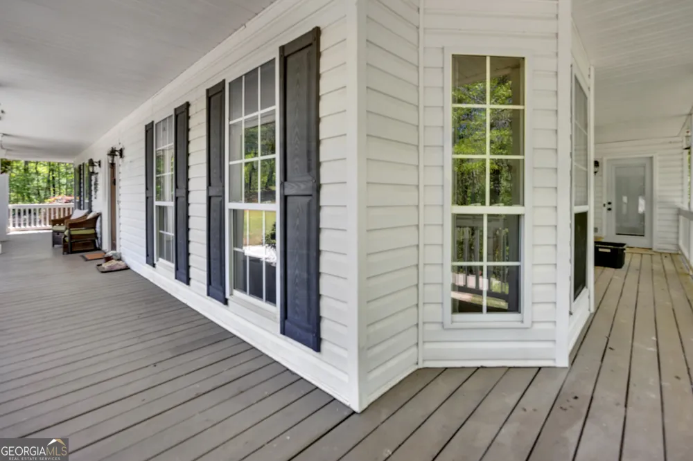 115 Crestview LN Newborn, GA 30056