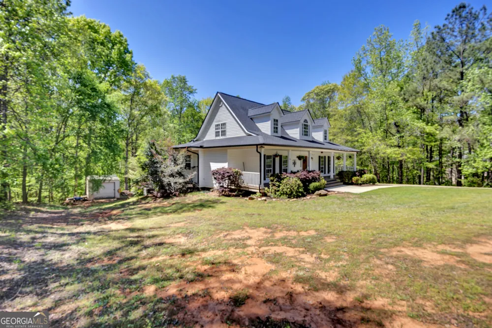 115 Crestview LN Newborn, GA 30056