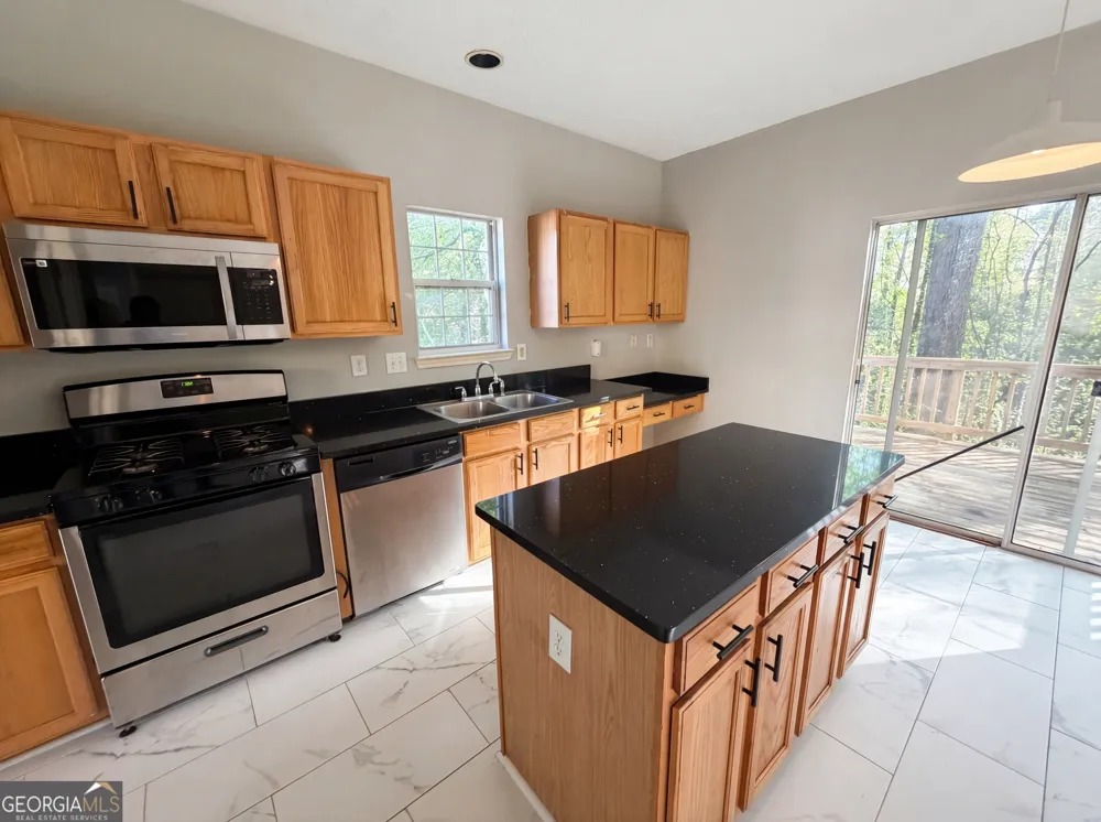 403 Clearstream LN Austell, GA 30168