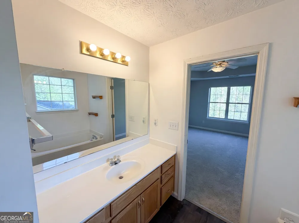 403 Clearstream LN Austell, GA 30168