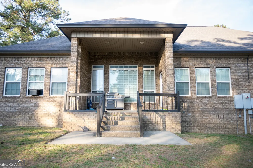 1060 Edna Moore RD Eastman, GA 31023