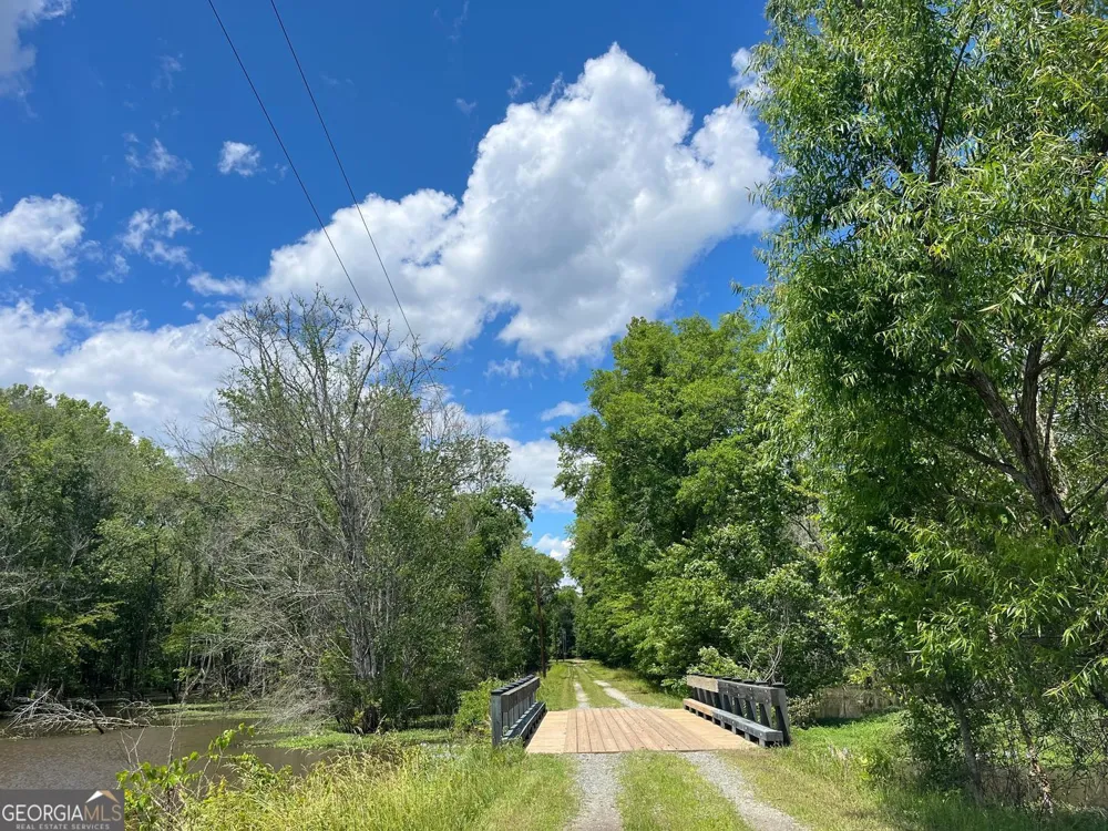 0 River LN Juliette, GA 31046