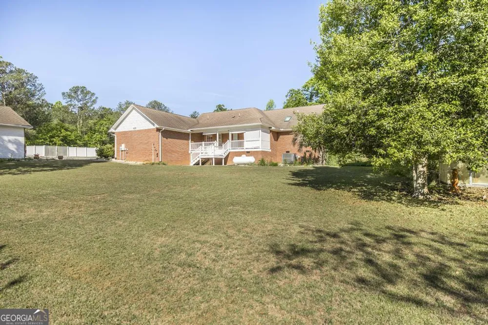 201 Strawberry CIR Dublin, GA 31021