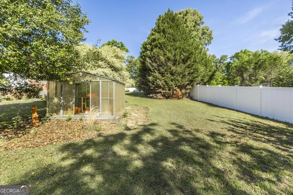 201 Strawberry CIR Dublin, GA 31021