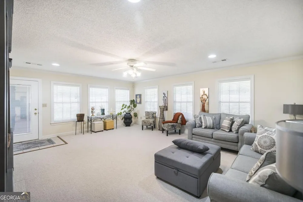 201 Strawberry CIR Dublin, GA 31021