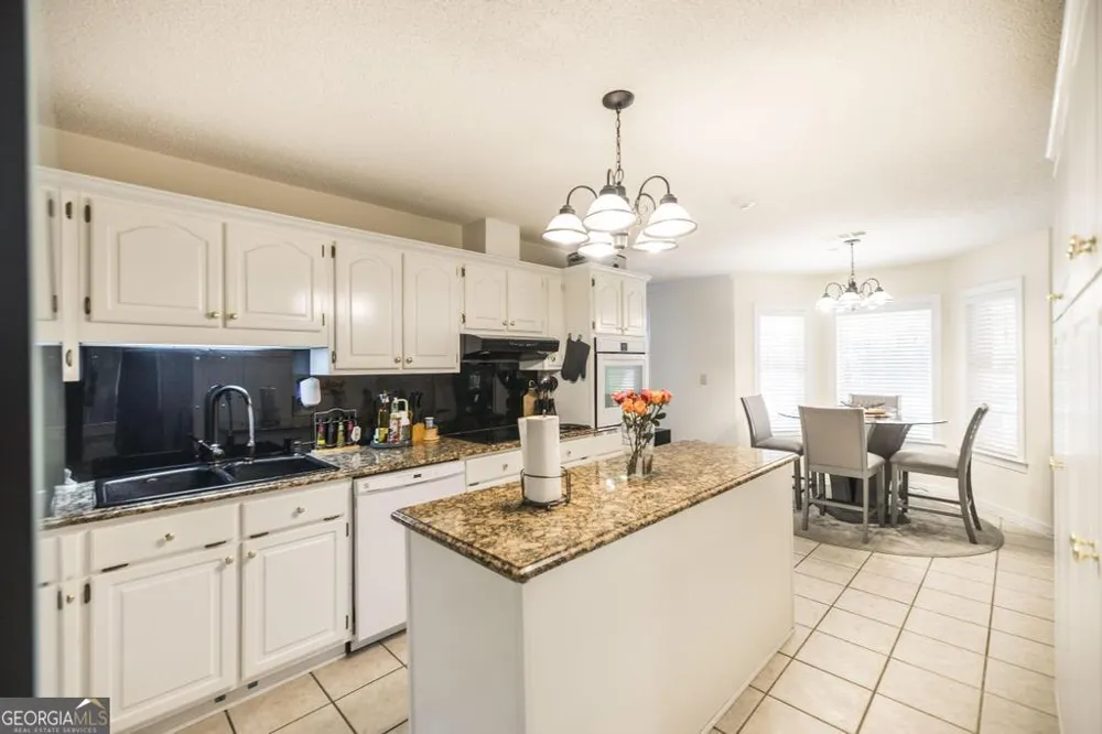 201 Strawberry CIR Dublin, GA 31021