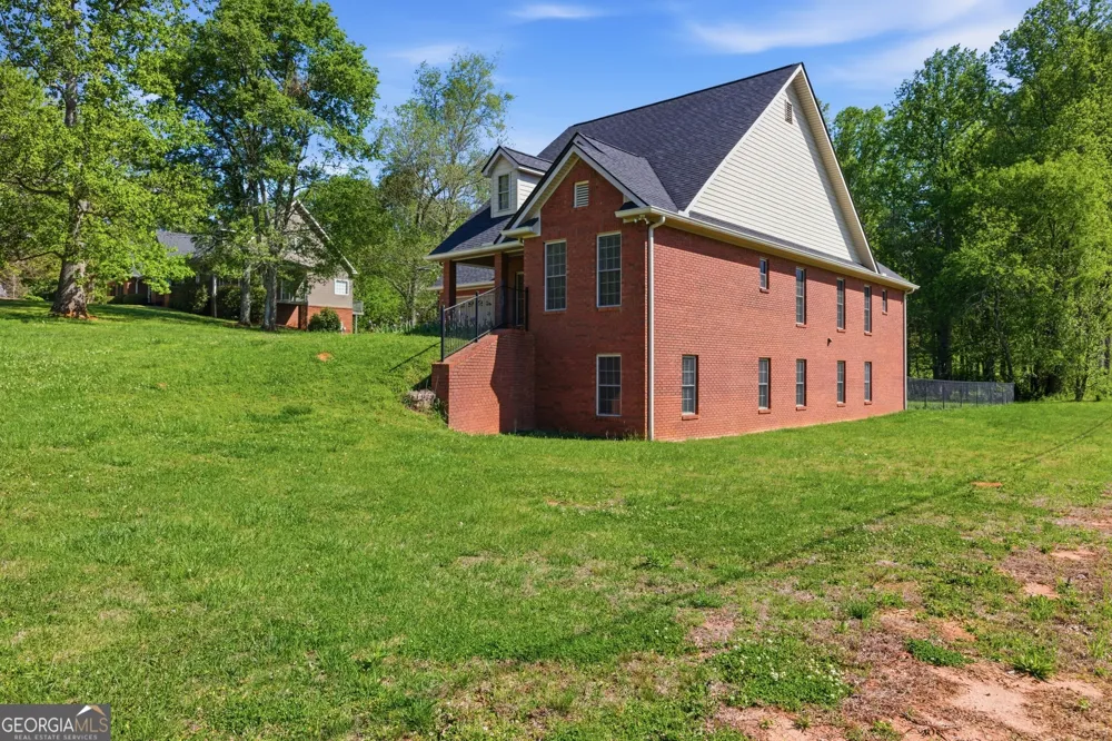 120 Haywood Hills RD Demorest, GA 30535