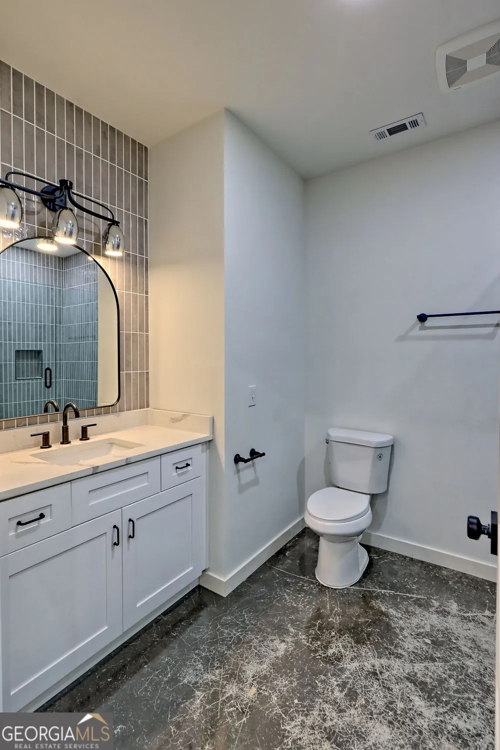 21 Valley ST Clayton, GA 30525