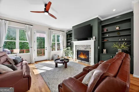 4387 Strand DR