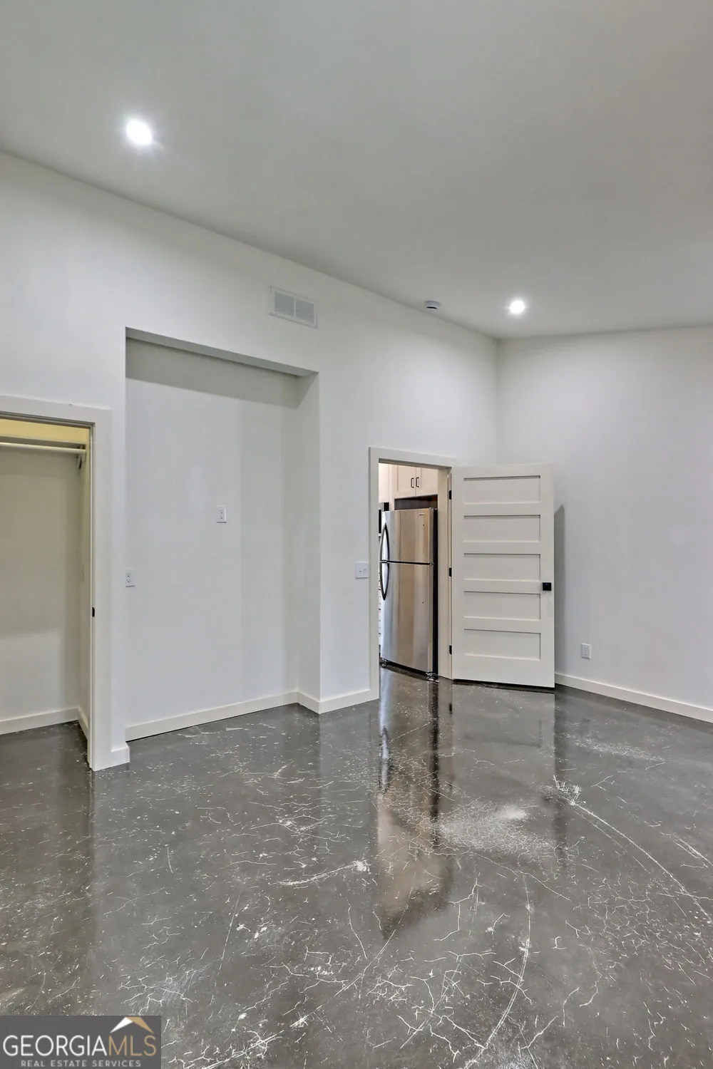 21 Valley ST Clayton, GA 30525