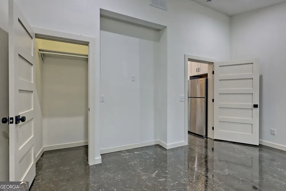 21 Valley ST Clayton, GA 30525