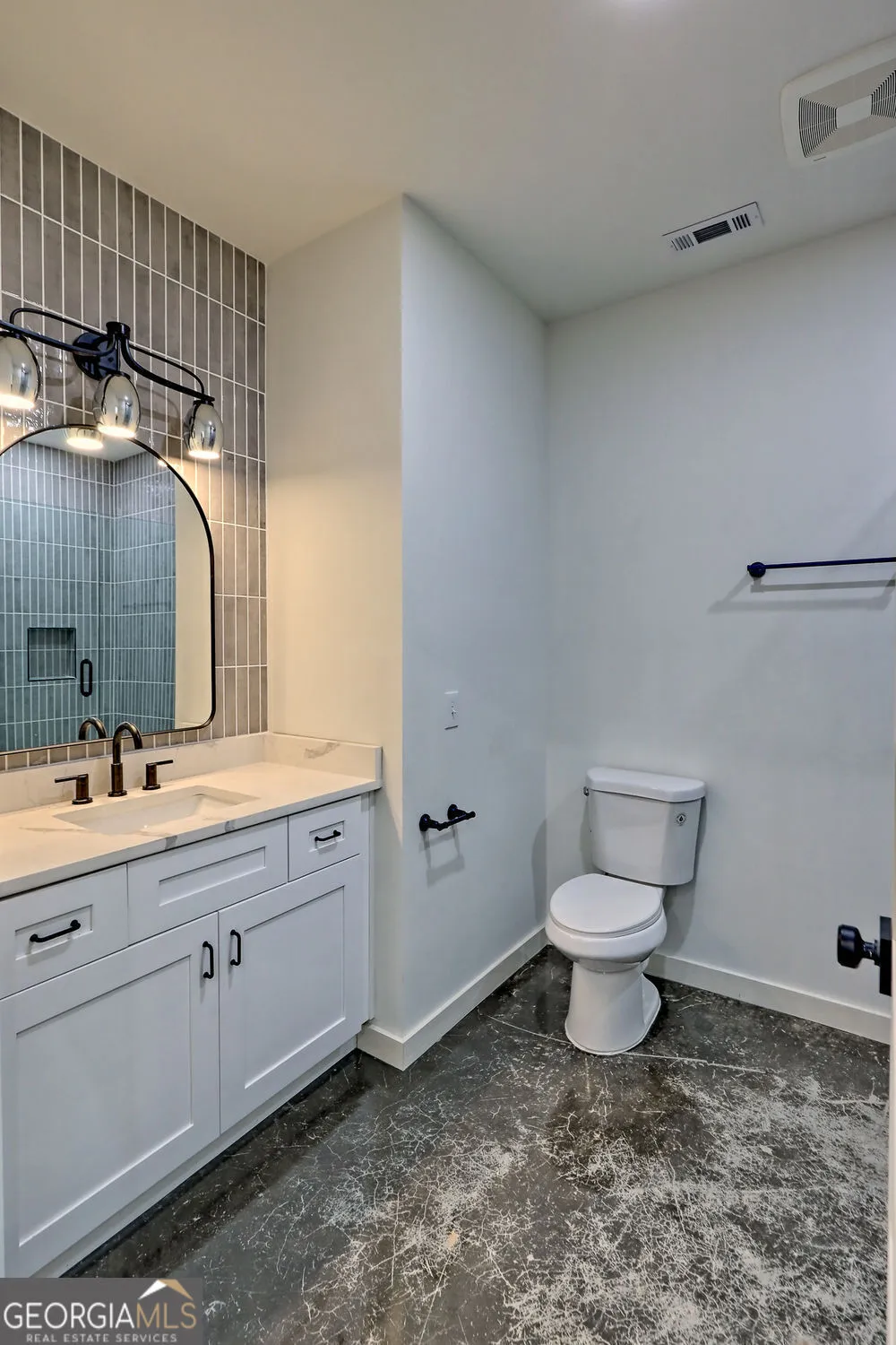 21 Valley ST Clayton, GA 30525