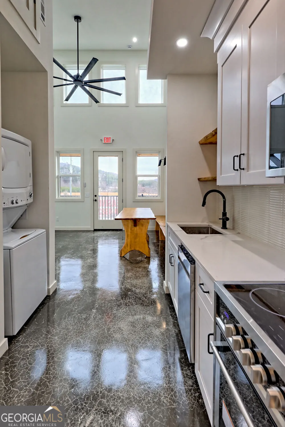 21 Valley ST Clayton, GA 30525